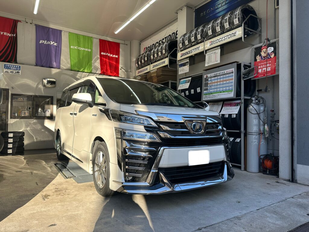 【スタッドレス履き替え】ヴェルファイア×ブリヂストン「VRX2」