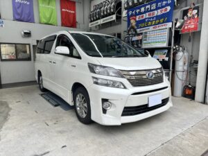 【タイヤ交換】ヴェルファイア×ブリヂストン「REGNO GR-XⅢtypeRV」