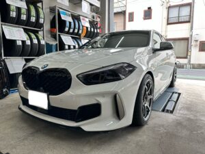 「BMW」M135i×「POTENZA」RE-71RS　タイヤ交換
