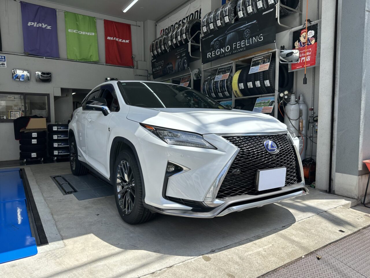 【タイヤ交換】レクサスRX×ブリヂストン「ALENZA 001」