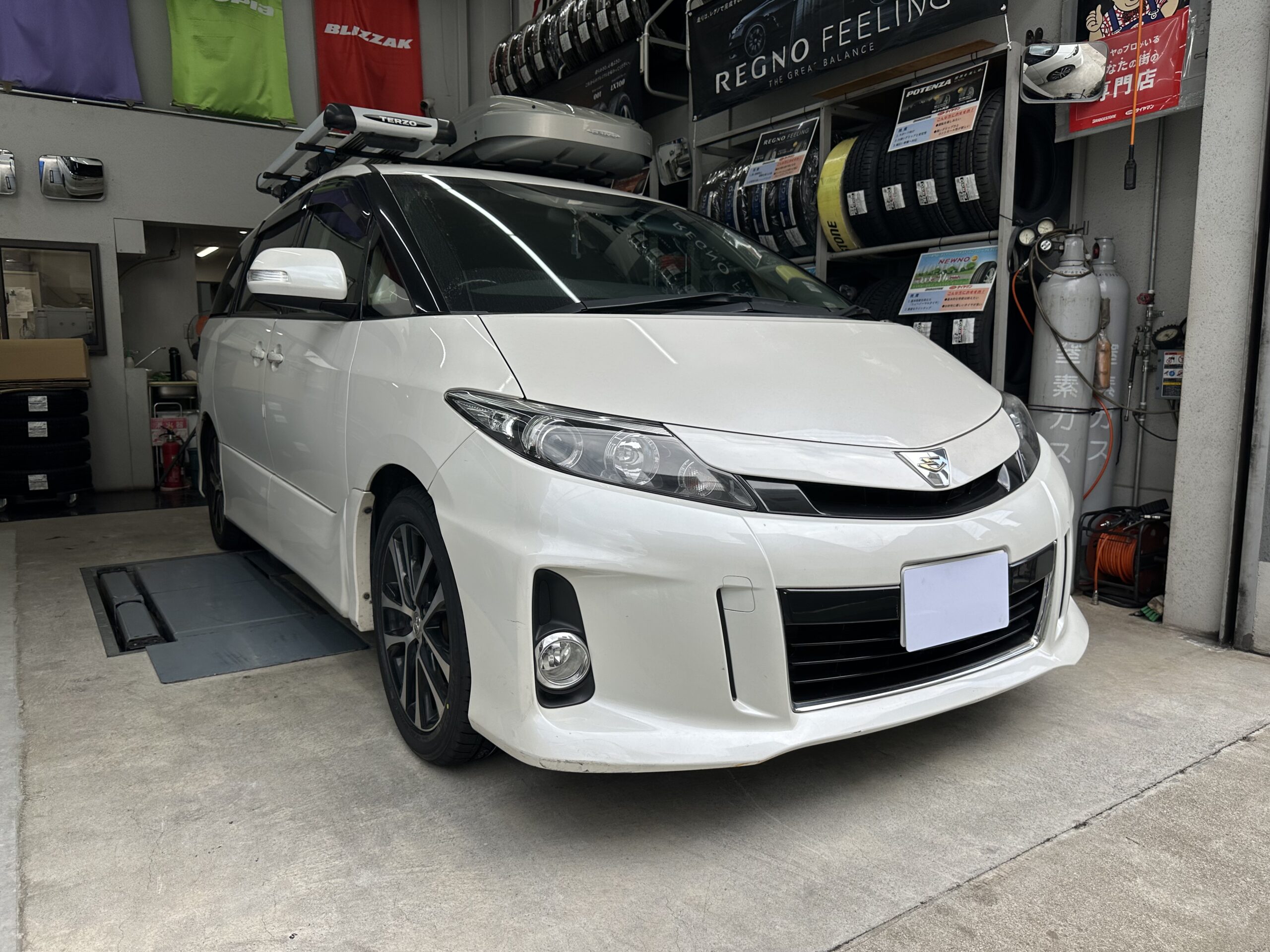 【タイヤ交換】エスティマ×ブリヂストン「LUFT RV」