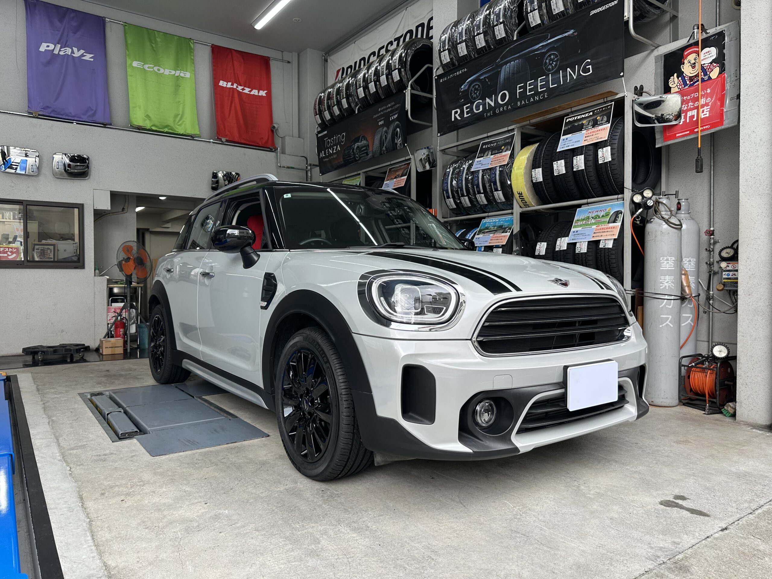 【タイヤ交換】ミニクロスオーバー×ミシュラン「PRIMACY5」