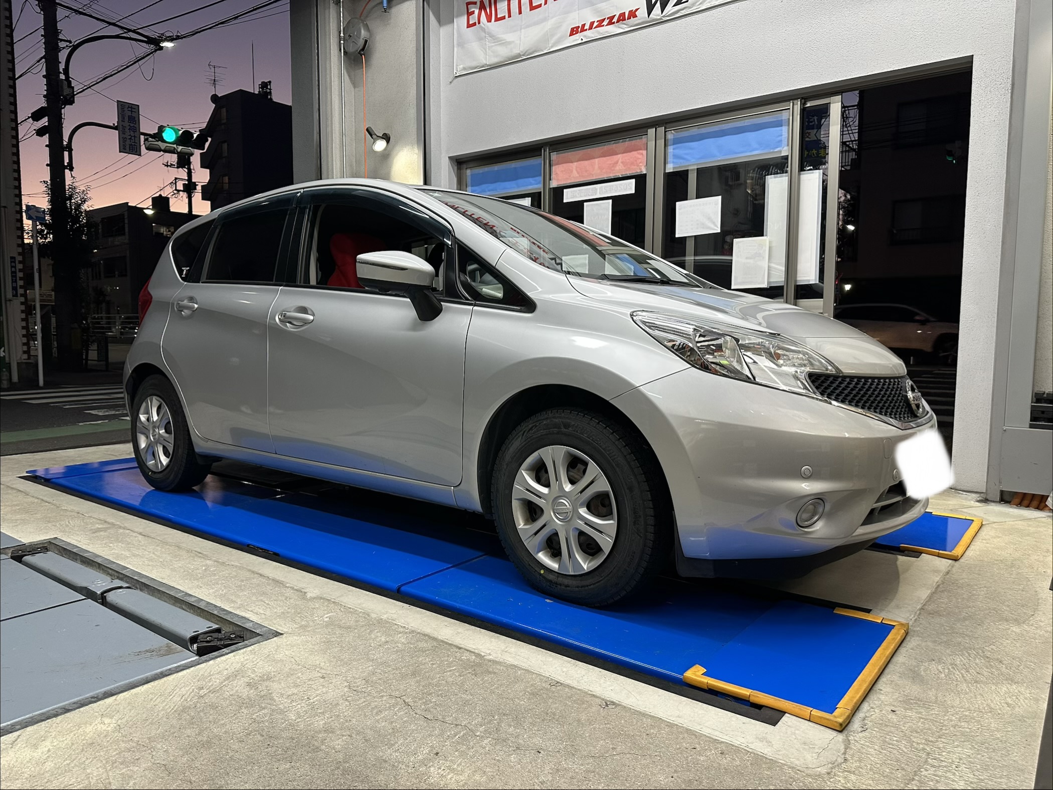 【急遽スタッドレスが必要に！】ノート×VRX3