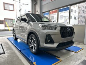 【オールシーズンタイヤにも違いあり！】ロッキー×シンクロウェザー　タイヤ交換