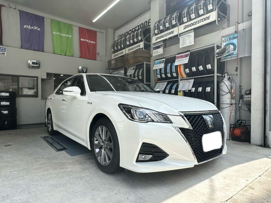 【タイヤ交換】クラウンATHLETES×ブリヂストン「REGNO GR-XⅢ」