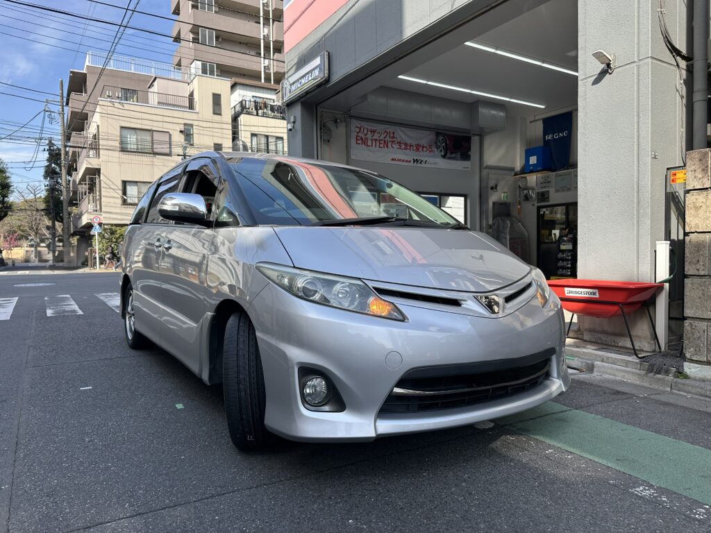 【ポイントは”軽量化”】エスティマ×REGNO GR-XⅢtypeRV　タイヤ交換