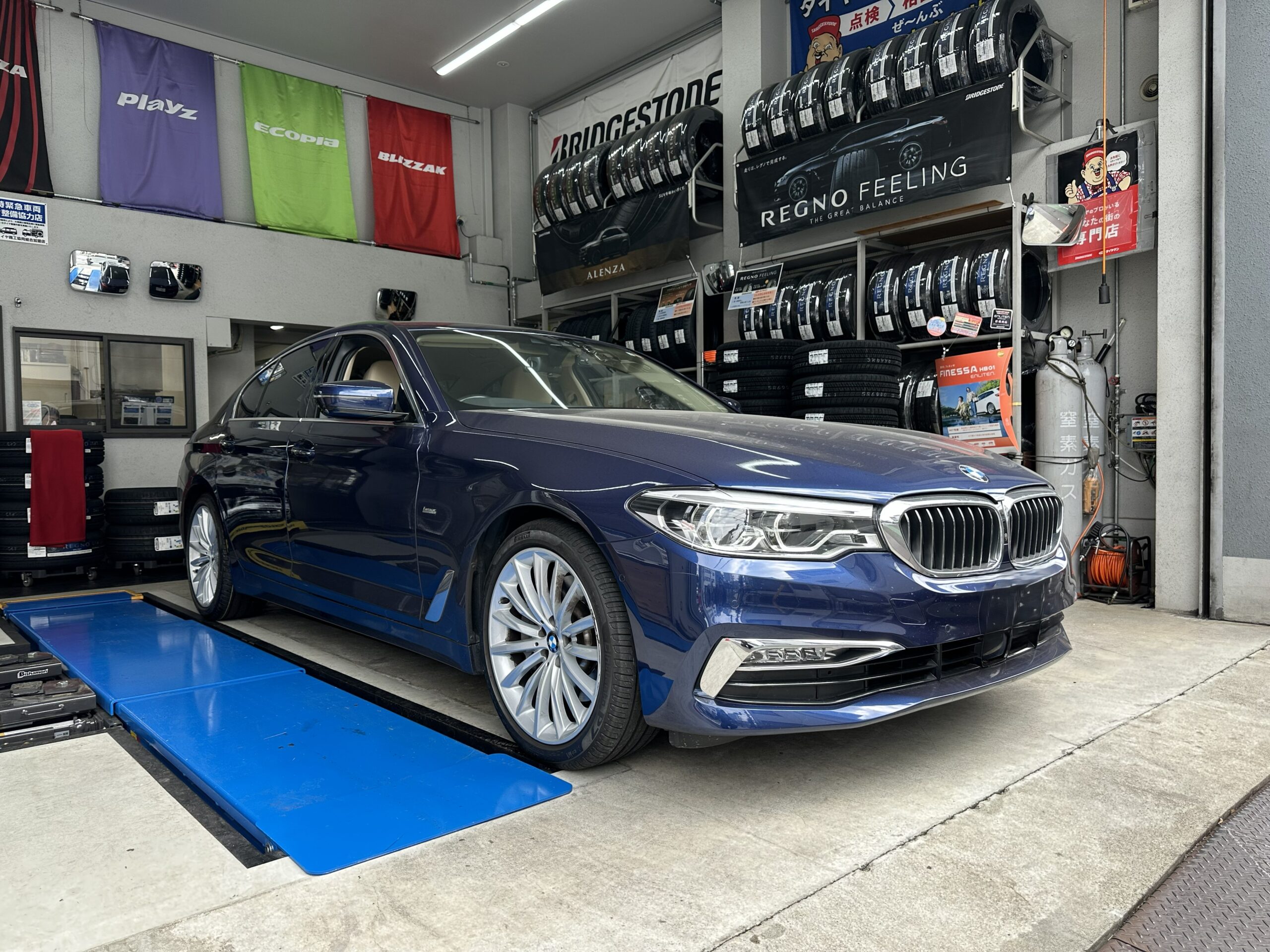 【ランフラットタイヤ】BMW540iタイヤ交換、メーカー承認タイヤを装着！墨田区のランフラットタイヤ交換ならお任せください！